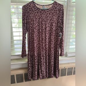 New with tags Old Navy swing long sleeve dress